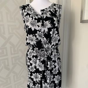 T by Talbots Sleeveless Lightweight Dress